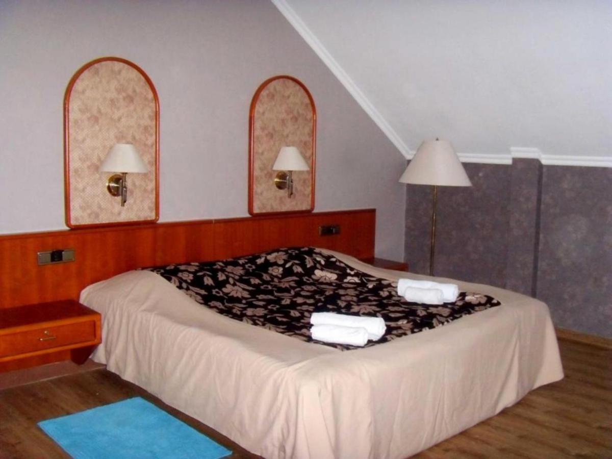Hotel Nadikvari ティビリシ エクステリア 写真