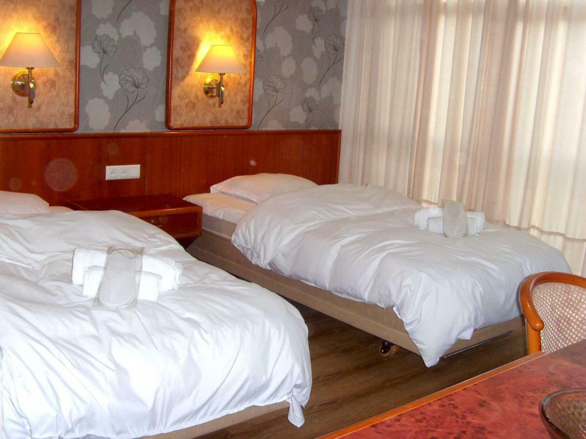 Hotel Nadikvari ティビリシ エクステリア 写真
