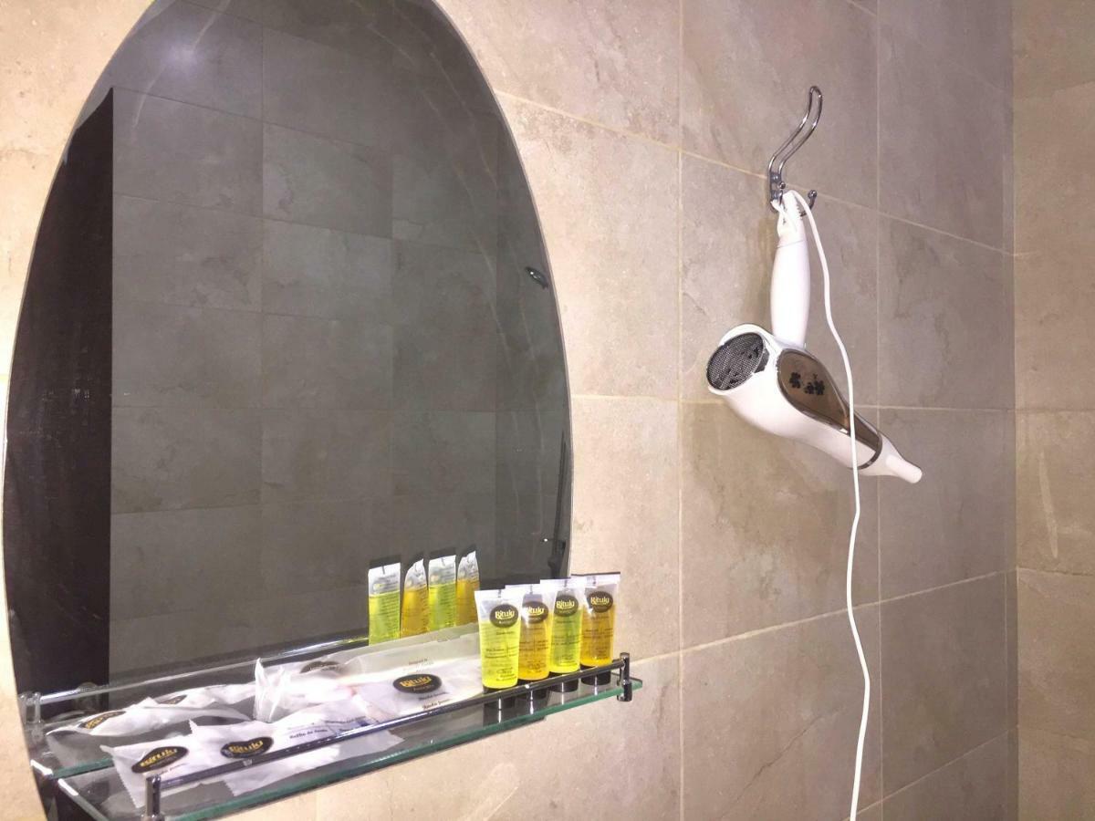 Hotel Nadikvari ティビリシ エクステリア 写真